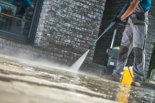 Best Sidewalk and Walkway Cleaning  in Hobart, WI